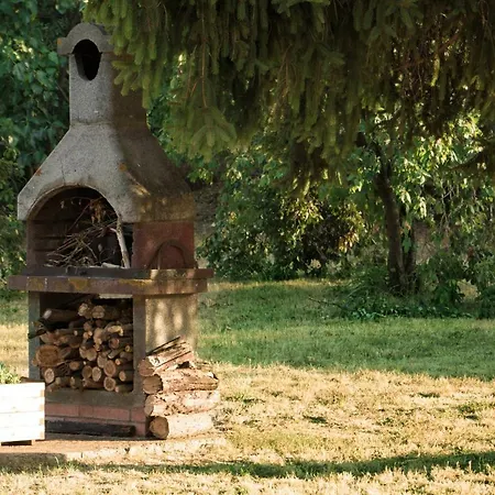 Feriehus Casa Della Torre Grotte Santo Stefano